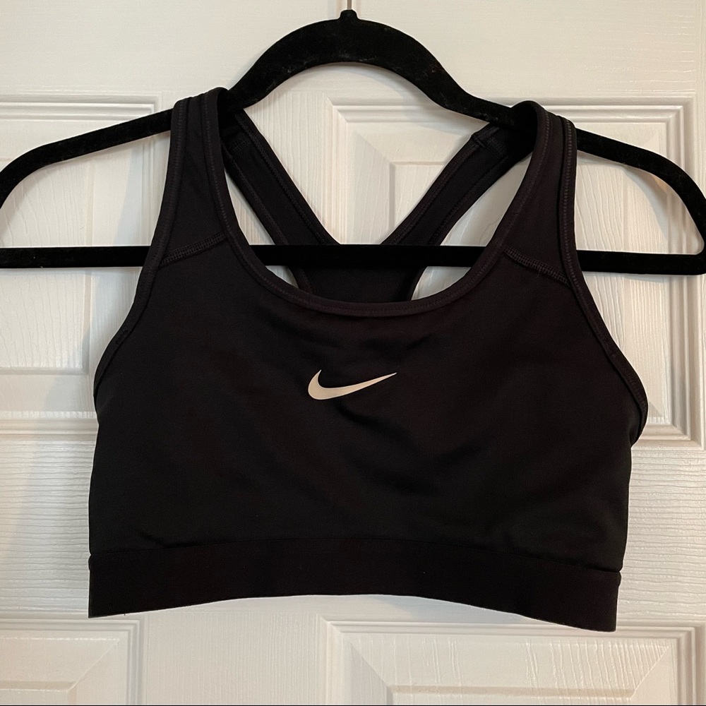 Nike Swoosh Dri-Fit Sports Bra